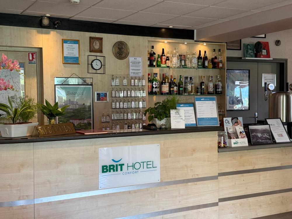 Brit Hotel Besancon L'Horloge ภายนอก รูปภาพ