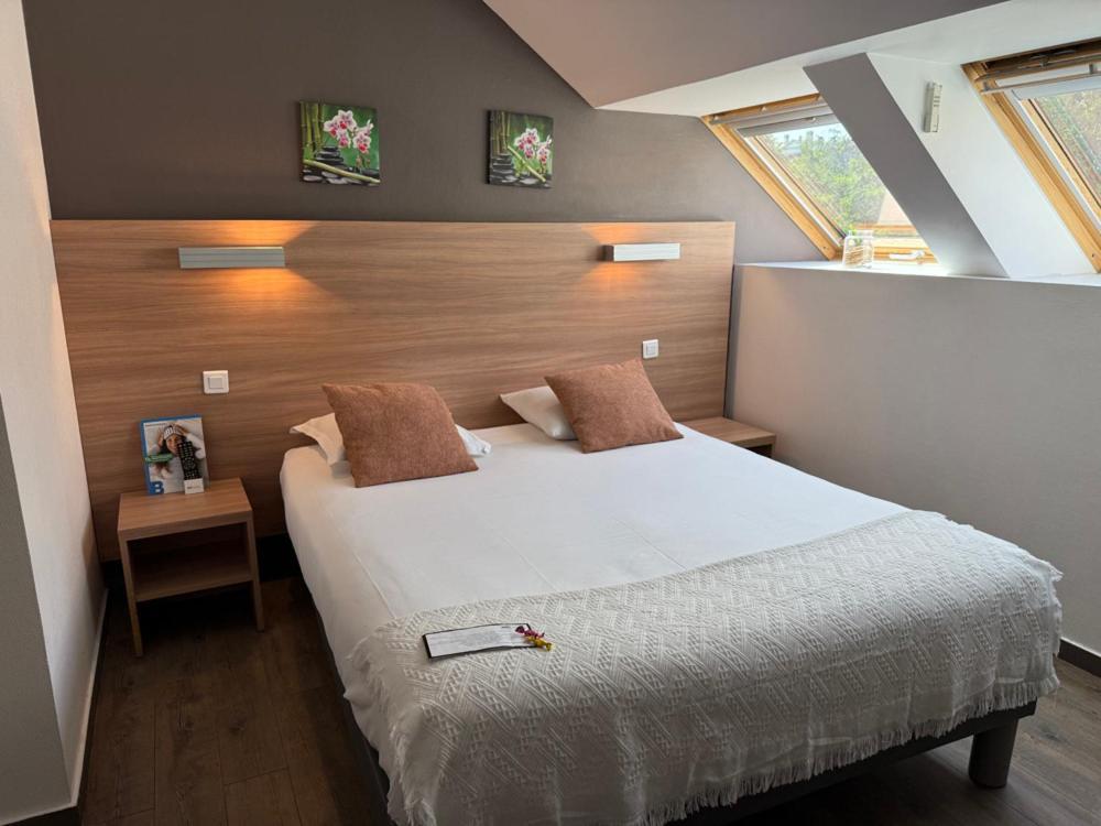 Brit Hotel Besancon L'Horloge ภายนอก รูปภาพ